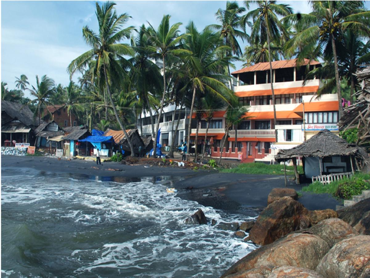 Seaflower Beach Resort Ковалам Экстерьер фото